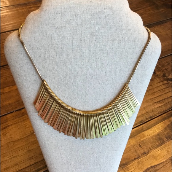 Stella & Dot Jewelry - Essential Fringe gold necklace